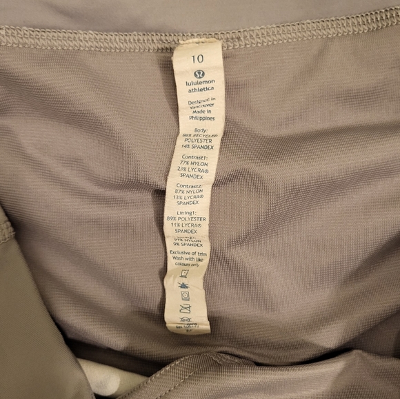 Lululemon Groovy Run Short Fleur Silver Spoon Size 10 - Picture 5 of 7